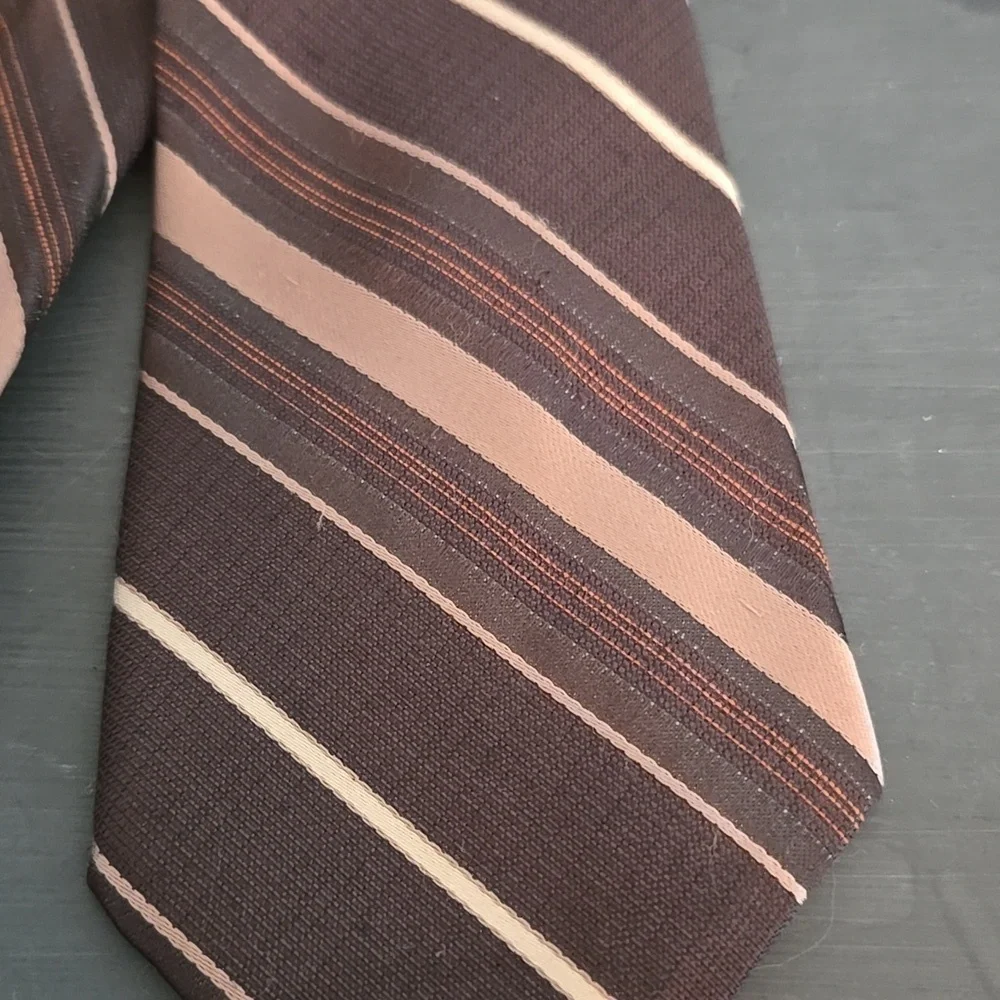 Ketch Brown Striped Tie